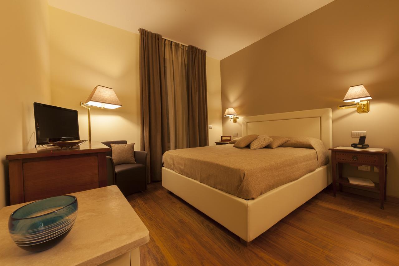 Bronzino House Bed & Breakfast มิลาน ภายนอก รูปภาพ