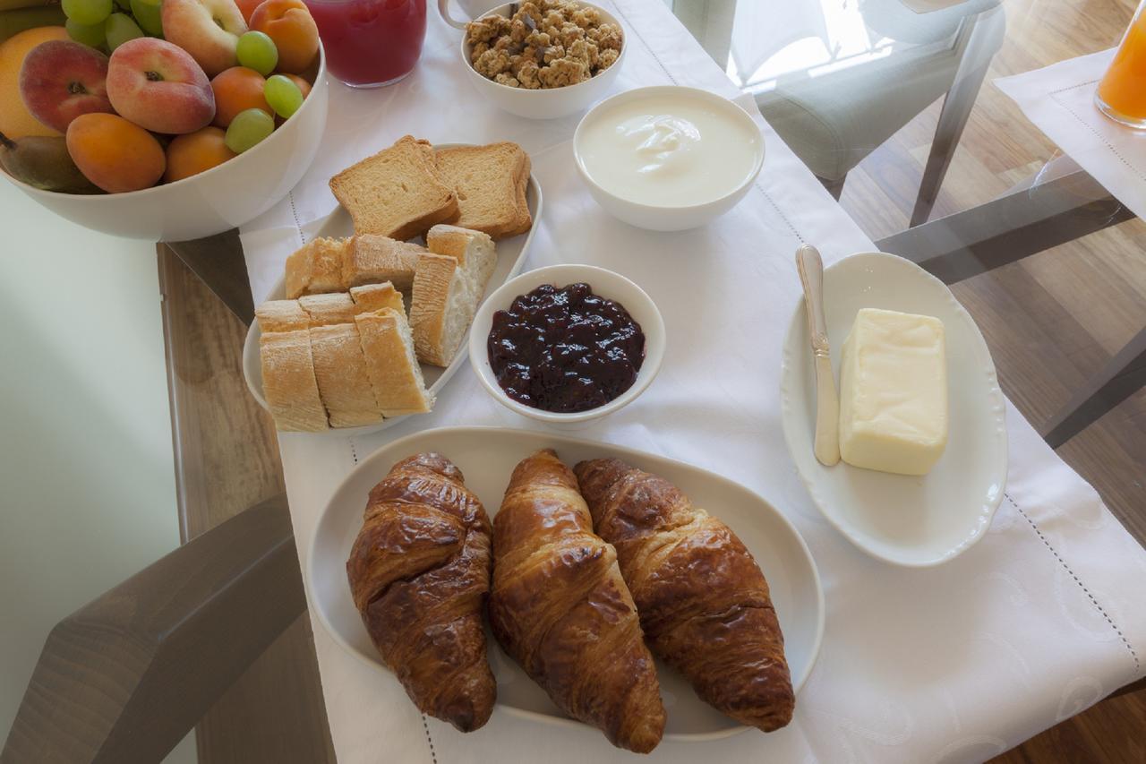 Bronzino House Bed & Breakfast มิลาน ภายนอก รูปภาพ