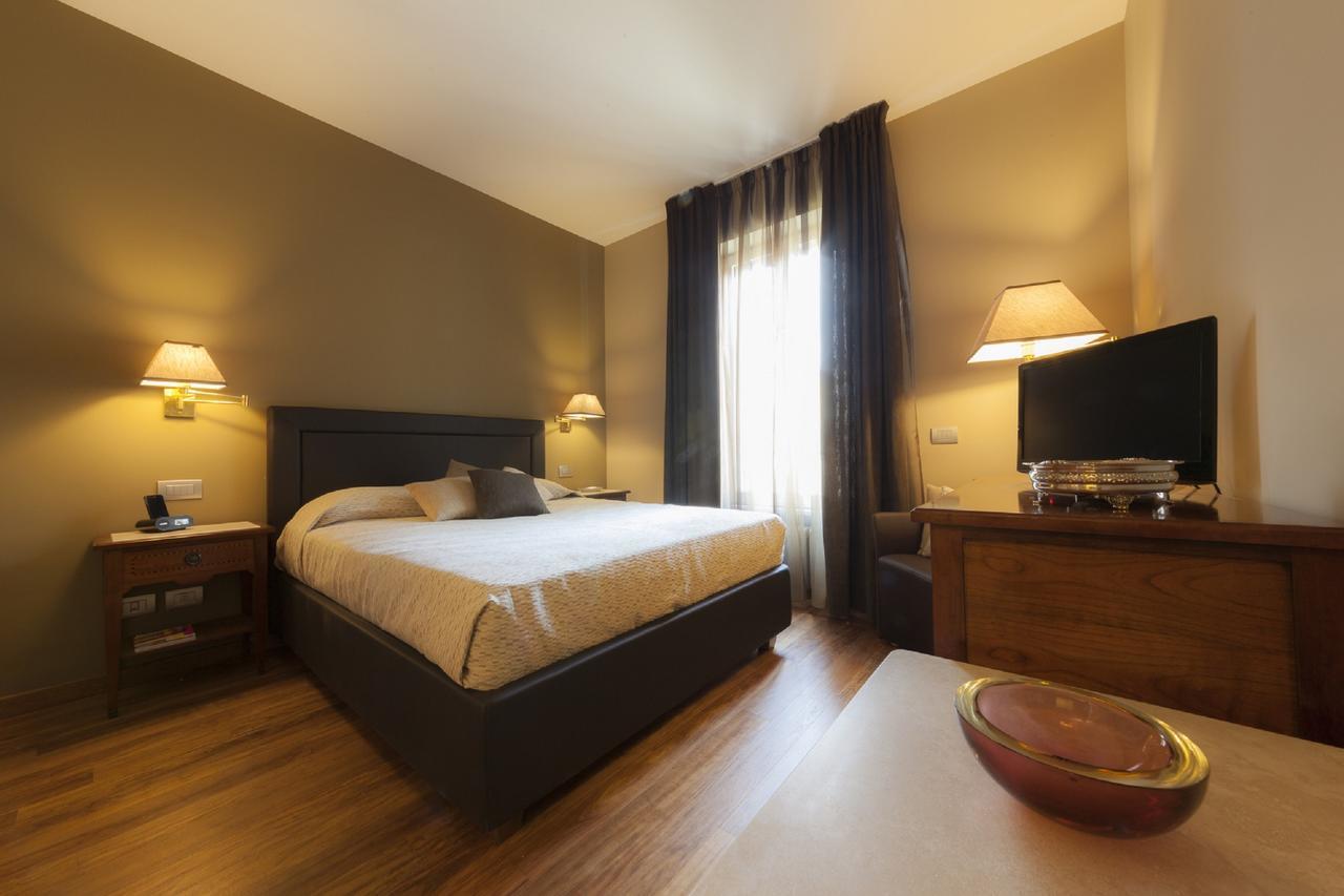 Bronzino House Bed & Breakfast มิลาน ภายนอก รูปภาพ