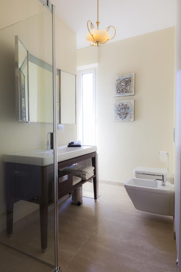 Bronzino House Bed & Breakfast มิลาน ภายนอก รูปภาพ
